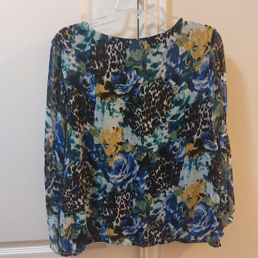 Multiples Multicolor Longsleeve Top Size Medium - image 8